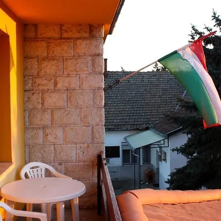 Holiday home 5 Puttonyos Vendeghaz *